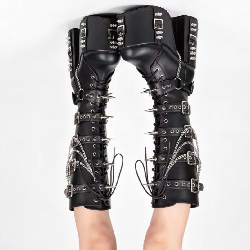 Street Fashion Punk - パンクスタイルのプラットフォームオートバイブーツ、スタッズ付きラウンドトゥ、レースアップ、ゴシックロック、Y2Kストリートファッション、パーティーステージブーツ（女性用）