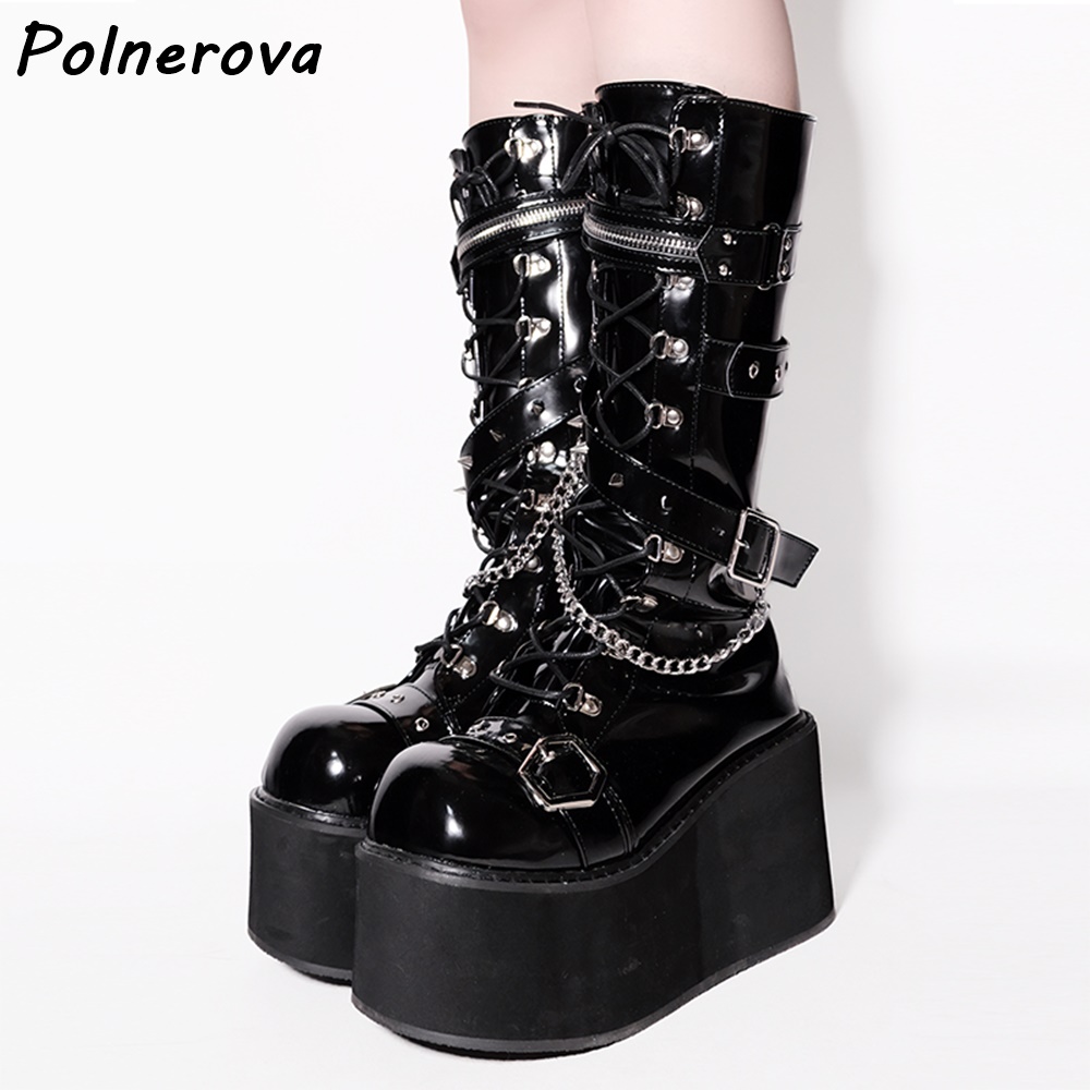Street Fashion Punk - 黒のプラットフォームメタルチェーンブーツ、バックルストラップ、クロスタイレースアップレザーファッションシューズ、レディースウィンターファッション、ダークパンクシューズ