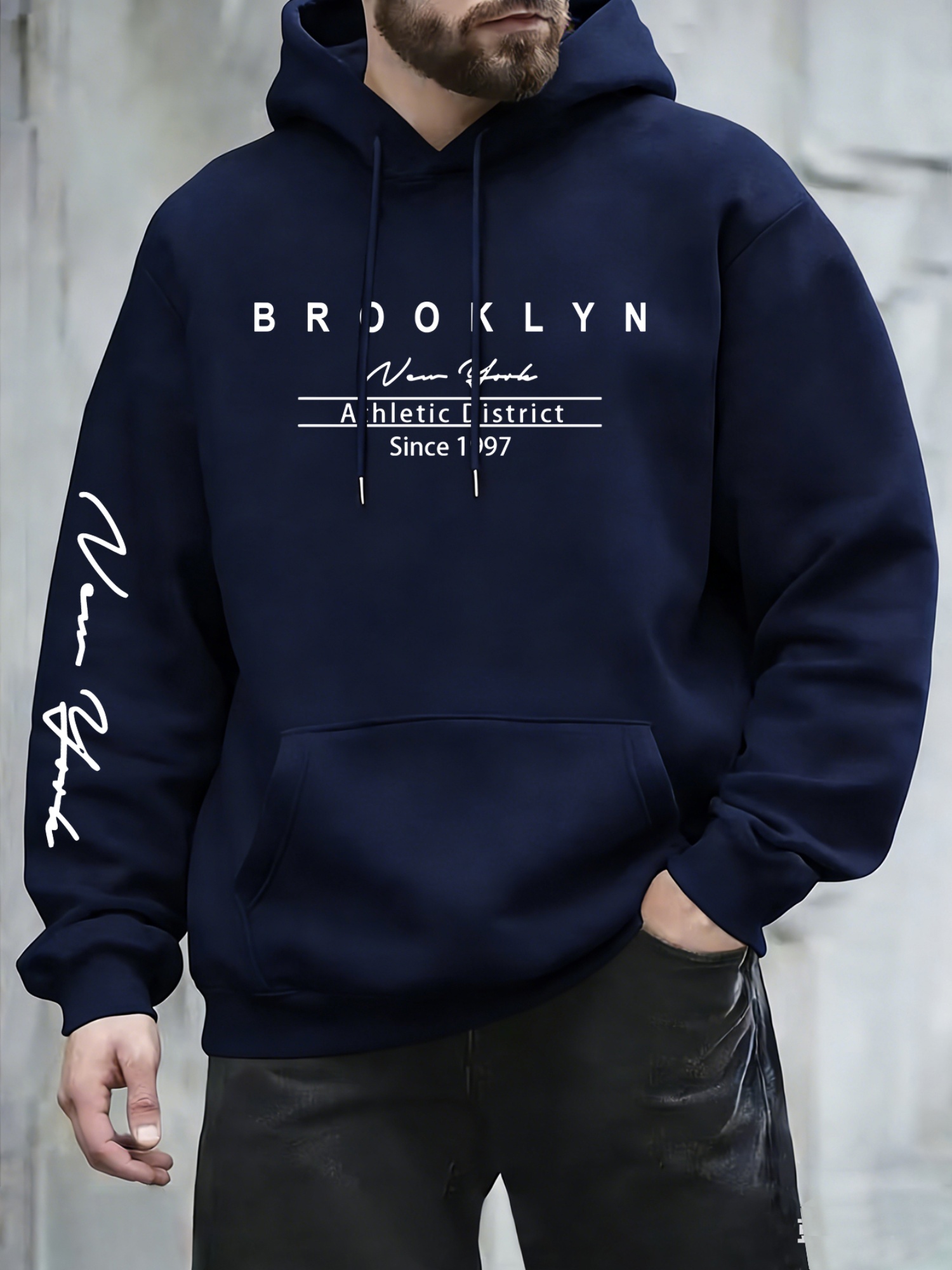 ニューヨークの街で見かける都会的なファッションのメンズフーデ - Street Fashion Of New York のレビューと価格