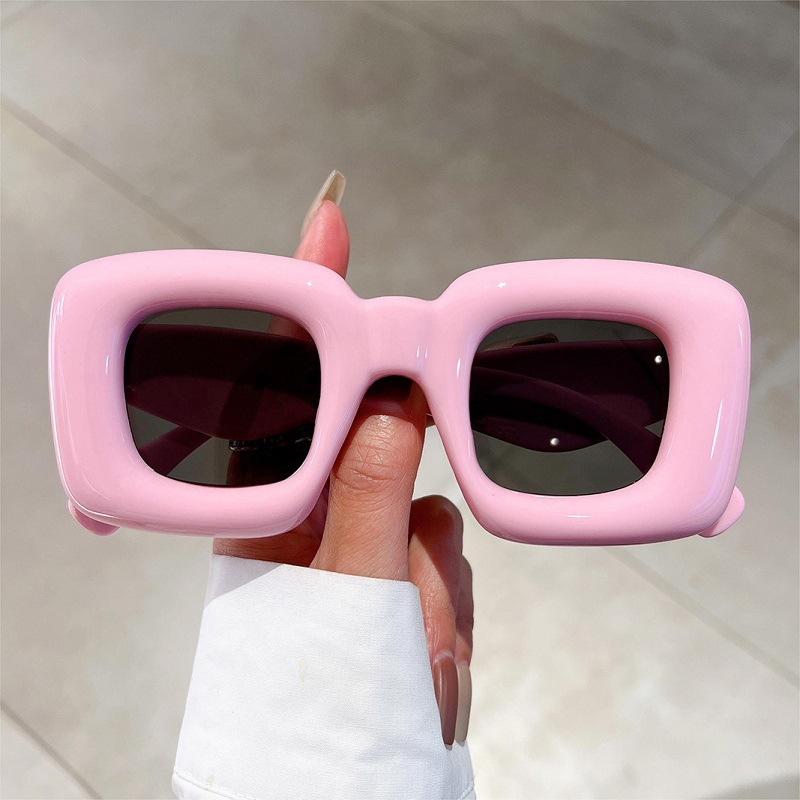 新しい女性用スクエアサングラス、面白い長方形サングラス、ファ - Street Fashion Photo のレビューと価格
