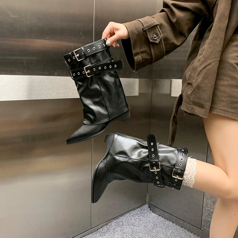 2025年 ポインテッドトゥ レディース ウィンターブーツ  - Street Fashion Winter 2025 のレビューと価格