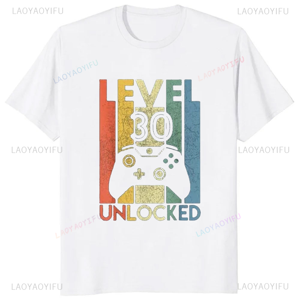 男性用の30レベルのロック解除されたTシャツ,カジュアルなス - Street Fashion Types のレビューと価格